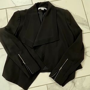 Diane Von Furstenburg black shawl collar blazer.  Size 4.